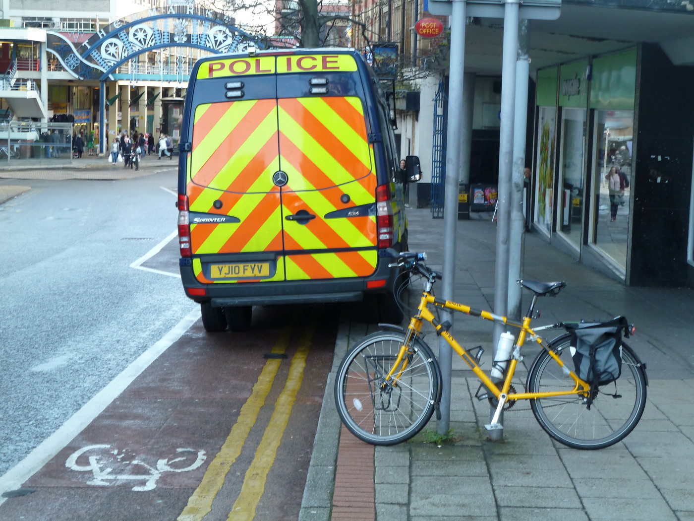  South Yorkshire Police Blocking Castle Street - 1st December 2012