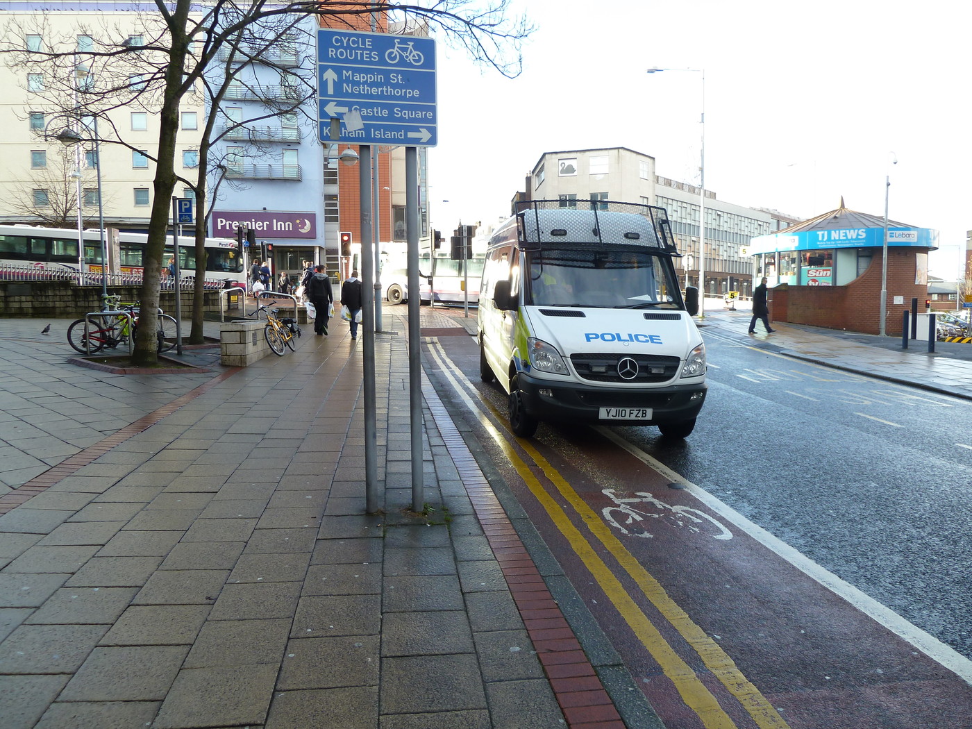 YJ10 FZB - 15th December 2012
